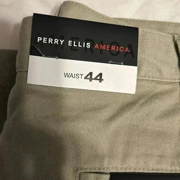 Perry Ellis Men’s Tan Khaki America Shorts Size 44 - Picture 5 of 7
